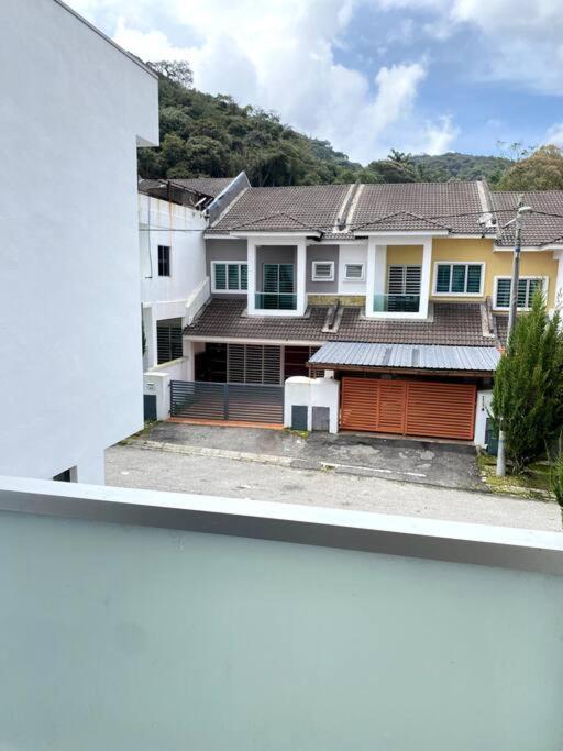 Azzalea Homes 2 @ Taman Golden Hills Cameron Highlands Exteriör bild